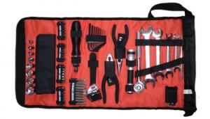 BLACK&DECKER :  Автомобильный набор инструментов Black&Decker A7144 (71 предмет)
